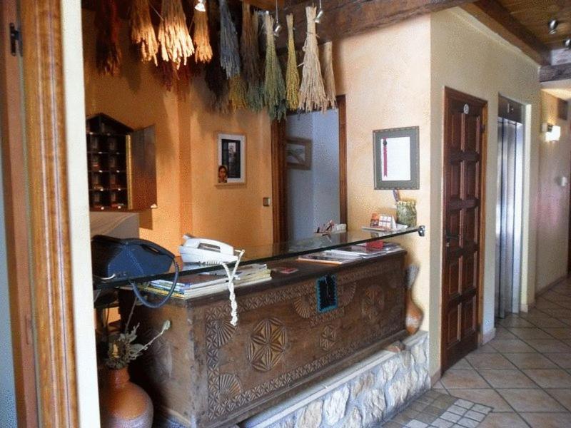Hotel Rey Chindasvinto Covarrubias Buitenkant foto